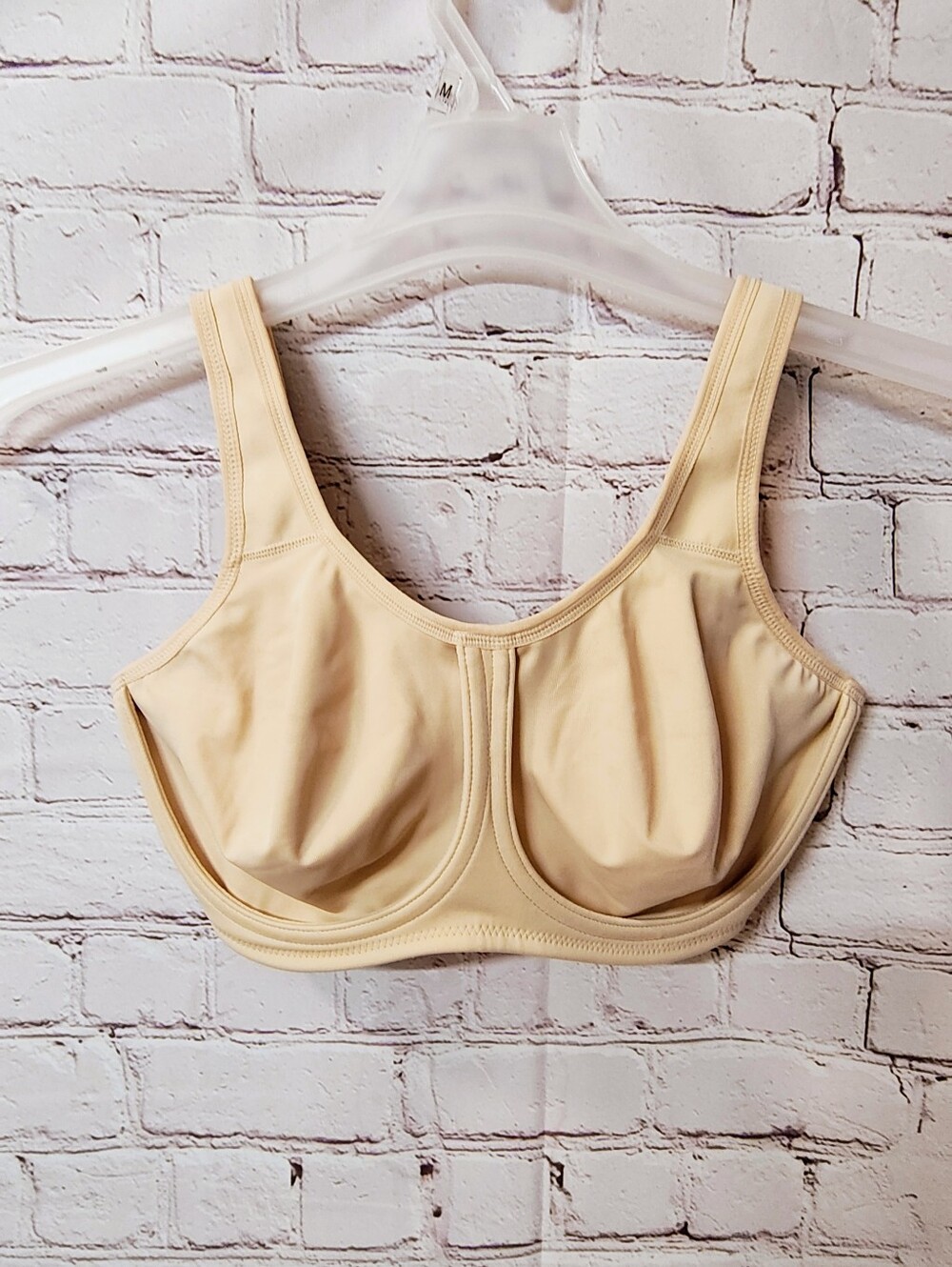 Wacoal Simone Cream Underwire Unlined 34DDD Sporty Bra